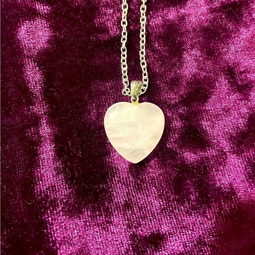 Rose quartz heart necklace